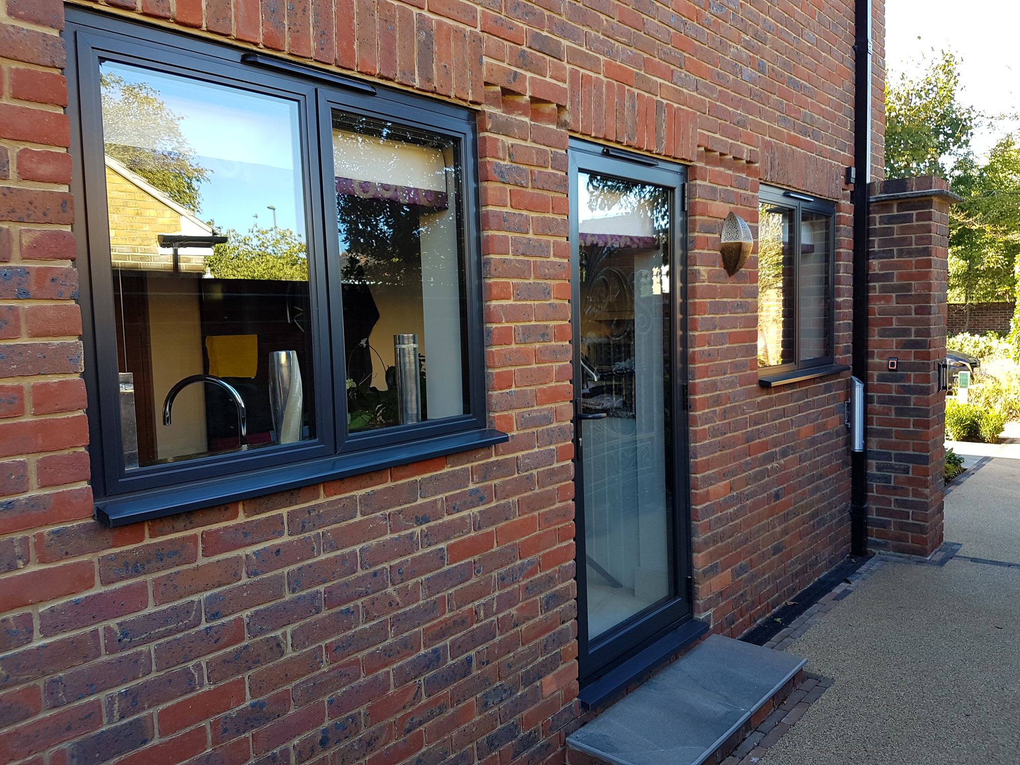 house with contemporary aluminium windows