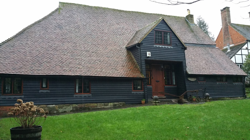 barn with aluminium windows